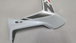 แฟริ่ง ข้างพร้อมสติกเกอร์nx500 แท้มือ2