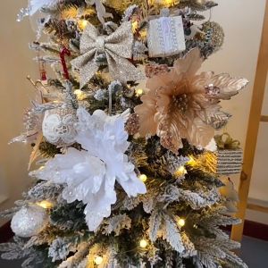 Sparkling Christmas Tree Decorations Artificial Flowers Butterfly Branches Berries Christmas Leaves DIY Christmas Holiday Home Party Decorations