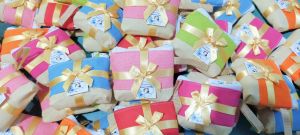 กระเป๋าผ้าสตางค์ แพ็คมี50ชิ้น แถมฟรีสติ๊กเกอร์ (ทักแชท) ของชำร่วย