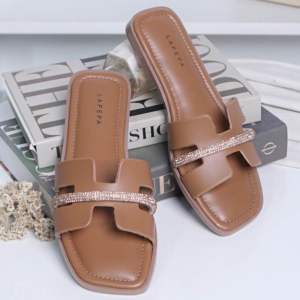 Sandal Wanita LAPEPA TIARA Sendal Wanita Teplek Flat Casual Premium Lapepa Official Store