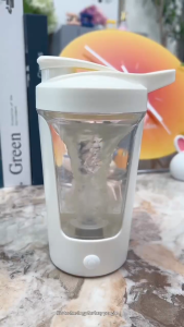 blender cup electric shaker cup automatic blender cup water cup rotating coffee milkshake protein powder portable fitness sports
