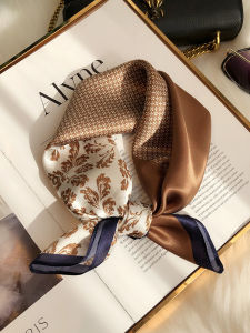 Versatile Small Square Silk Scarf 100% Mulberry Silk High End Gift for Autumn Winter Matching with Suit Floral Print Korean Style