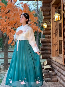 daidai (Ready Stock) Women Korean Hanbok Dress Elegant Korea Costume Photography