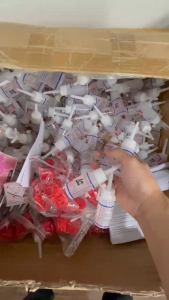 Dầu Tra Máy Chạy Bộ 30 ml. Hàng kèm theo máy và có hướng dẫn sử dụng. Dầu tra thảm máy chạy bộ
