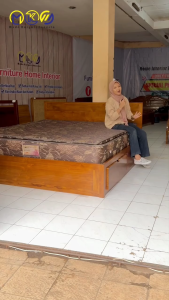 Ranjang tempat tidur dewasa elegan dipan kayu jati minimalis modern laci