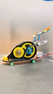 Correction Tape Squeezy CT SQ-02 isi 2 pcs x 30 Meter