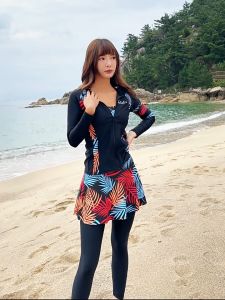 Đồ bơi nữ dài tay quần dài váy áo khoác chống nắng phong cách Hàn Quốc