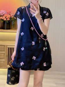 Shalldoer | ชุดสองชิ้นสไตล์จีนย้อนยุคสำหรับผู้หญิงในช่วงฤดูร้อนปี 2025 เสื้อแขนสั้นและกางเกงขากว้างแบบใหม่พร้อมกระดุมสไตล์จีน