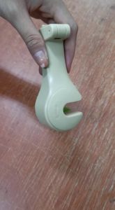 Beige Color Universal Car Hook Mobile Phone Holder Bracket Auto Vehicle Car Backseat Headrest Mount Holder Organizer Back Seat Hanger Holder