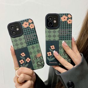 Cute Lucky Flower Flat Edge Case TPU Soft Casing for iPhone 13 Pro Max 13 Mini 12 Pro Max 12 Mini 11 Pro Max X XS Max