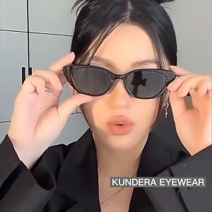 Kính râm mắt mèo nữ màu đen sang chảnh kính mát thời trang chống tia UV hottrend