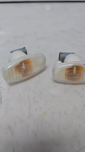 Perodua Viva / Viva Elite Front Fender Side Marker Signal Light Lamp Fender Lamp Lampu