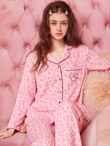 Miss Curiosity | Lycell Leopard Printed Wearable Pajamas Womens