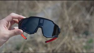 ROCKBROS Inteligent Discoloration Cycling Glasses Upgrade Polarized UV Protection Bicycle Photochromic Sunglasses Crystal Lens Lightweight Bike Shades