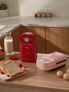 Sandwich Maker Waffle Maker Bread Baking Machine Sandwich Maker Breakfast Bread Waffle Maker Internet Celebrity Light Food Machine One-Click Cleaning 早餐机