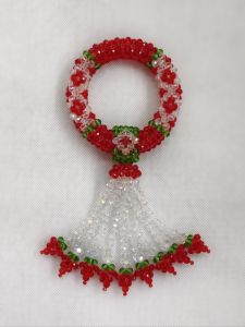 พวงมาลัยคริสตัล ลายพิกุลข้าง (Size L)