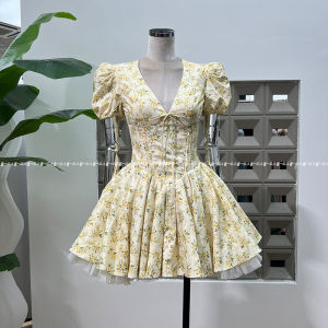 Gentle Photo Butterfly Knot Country Print V-neck Bubble Short Sleeve Waist Cinched Fluffy Dress Women Spring Fashion Ladies Dress