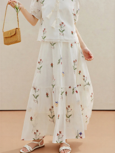 INMAN | Embroidered Fresh Plant Theme A-Line Skirt