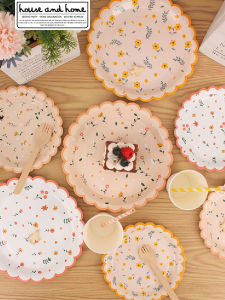 Nordic Style Disposable Paper Plates for Picnic Camping Baby Party Cake Fruit Dessert Eco-Friendly Breakage-Resistant Tableware