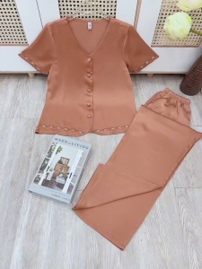 Bộ đồ lụa Ruby cao cấp cho quý cô trυng niên size M - 2XL thoải mái và sang trọng. Quà tặng cho bà cho mẹ