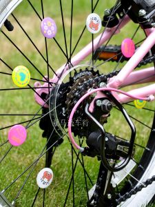 Bánh Xe Trang Trí Dây Đai Xe Đạp Trẻ Em Mới Dây Thép Trang Trí Hạt Dễ Thương Phụ Kiện Xe Trượt Patin