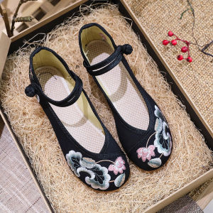 Beijing Ladies Embroidered Cotton Shoes Comfortable Soft Bottom Slip-On Casual Traditional Chinese Style Flat Heel round Toe