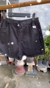 quần đùi kaki nữ quần short lưng cao 1 nút lật lai trơn phối nút lớn hai bên lai quần