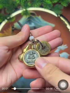 Five Emperors Money Gourd Fortune Treasure Revolving Key Pendant 黄铜十二生肖八大守护神钥匙扣文殊菩萨招财进宝可旋转钥匙挂件 手链五帝钱葫芦装朱砂