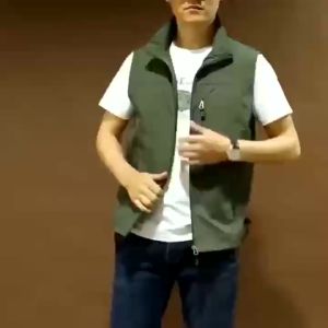 Versatile Men’s Outdoor Vest – Sleeveless Waterproof Lightweight for Hiking Fishing and Camping