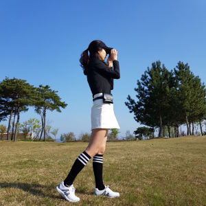 Nữ Golf Tennis Tất Ống Dài Chiều Dài Mắt Cá Chân Khăn Đáy Thể Thao Chuyên Nghiệp Chống Nắng Trên Đầu Gối Trắng