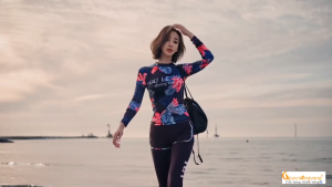 Bộ đồ bơi nữ dài tay in hoa 3 món bộ đồ bơi nữ kín đáo GLSWIM067 Cuocsongvang