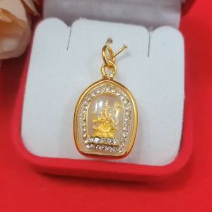 จี้พระพิฆเนศ องค์สีทอง ขนาด 1.7 x 2 cm ล้อมเพชร เทพเจ้าแห่งความสำเร็จ จี้ทอง พระเลี่ยมทอง งานสวย ชุบทอง ใส่ได้ทุกโอกาส