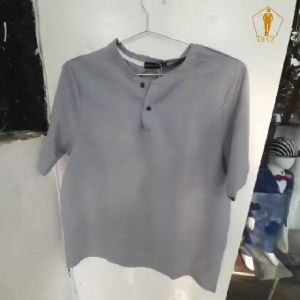 Áo Đũi Nam Cổ V Tay Ngắn TRAZ Chất Liệu Đũi Mềm Mịn Mát Nhẹ Thoáng Mặc Như Không Mặc