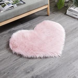 Carpet Love Heart Shaped Washable Modern Minimalist Style Oval Shape Pure Color Artificial Wool Fur Floor Mat Bedroom Decor