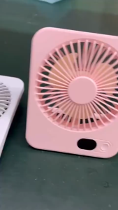 Bàn di động có thể sạc qua USB nghiêng gấp cá nhân với hiển thị điện 5 tốc độ siêu êm Quạt để bàn