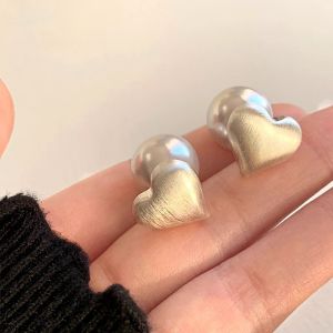 925 Silver Needle Luxury Matte Heart Shaped Earrings Womens Elegant Unique Design High-End Feelings Ear Jewelry New 2025