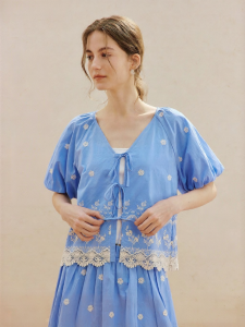 INMAN | 100 Xinjiang Cotton Embroidery Puff Sleeve V-Neck Shirt