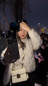 Đèn LED trợ sáng quay video chụp ảnh livestream làm phim Vlog mini iCheco VL24R