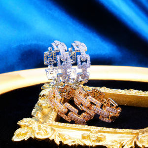 SEQUITO Delicate Goddess Engagement Gold Plated Round Hoop Earrings Micro Pave Tiny Shiny AAA Cubic Zircon Costume Jewellery SE1033