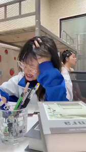 （FLASH SALE)Alat Pijat Getar Kepala Elektrik Octopus Head Massager Vibration