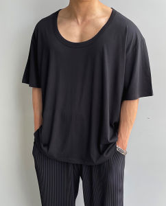 เสื้อยืดคอตั้งแขนสั้นหลวมพิมพ์ลายผ้าไหมน้ำแข็งสำหรับผู้ชาย ทรงหลวม ทรงเข้ารูป เสื้อยืดคอกลมแขนสั้นผ้าฝ้ายผสมสำหรับผู้ชาย