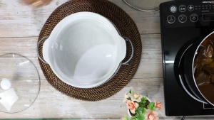 Omega Houseware Handaan Bundle: Elizabeth 2L Round Ceramic Casserole w/ Lid 3pc Set