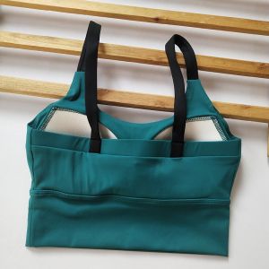 เสื้อกั๊กกีฬาแบบมีฮู้ดแบบไม่มีโครงคัพแบบถาวร ทรงหลวม แขนกุด ความหนาปกติ ทรงสามเหลี่ยม ทรงหลวม ทรงไม่เปลี่ยนรูป