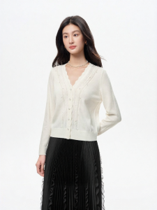 Koradior | Elegant V-Neck Wool Knitted Cardigan