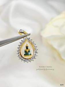 จี้องค์พระแก้วมรกตล้อมเพชรสวิสหุ้มทองคำแท้หนาพิเศษเกรดพรีเมี่ยม