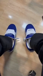 Sepatu sneaker model busa gemuk bahan SUEDE rekomendasi buat pria wanita santai Casual Shoes Kasual