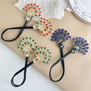 Makery【Ready in Stock】 Retro Temperament Peacock Plate Hairpin Lazy Persons Hair Accessory Hair Styling Tool