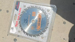 JS Mata Pisau Kayu Circular Saw 9 Inch