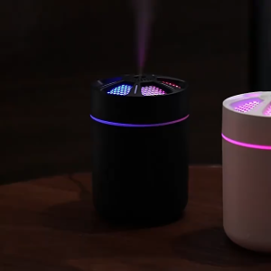 180ML Air Humidifier Portable Cool Mist Humidifier with 7 Color LED Nigh Aroma Diffuser