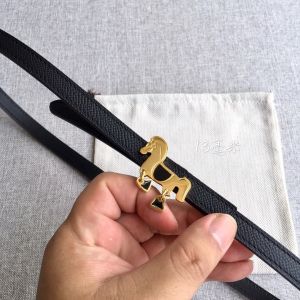 Slim H-Buckle Horsehead Decorative Belt Womens Belt for Skirts And Jeans Double-Sided High-End Design Silver Leather Belt